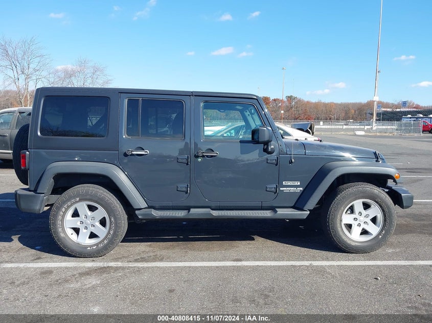 2017 JEEP WRANGLER UNLIMITED SPORT 4X4 - 1C4HJWDG4HL662667