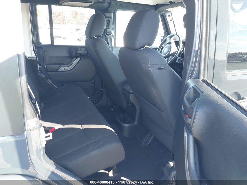 2017 JEEP WRANGLER UNLIMITED SPORT 4X4 - 1C4HJWDG4HL662667