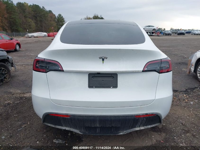 2024 Tesla Model Y Long Range Dual Motor All-Wheel Drive/Rwd VIN: 7SAYGDED5RA333553 Lot: 40809117