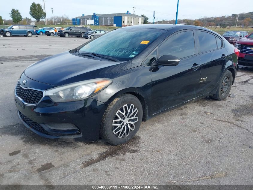 VIN KNAFX4A66F5391390 2015 KIA Forte, LX no.2