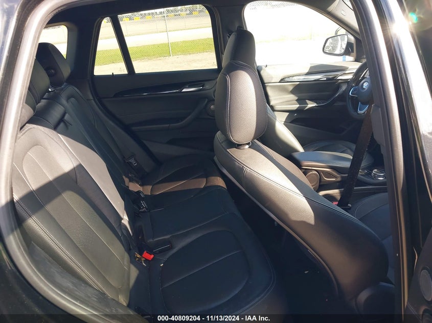 2017 BMW X1 SDRIVE28I - WBXHU7C38HP925153