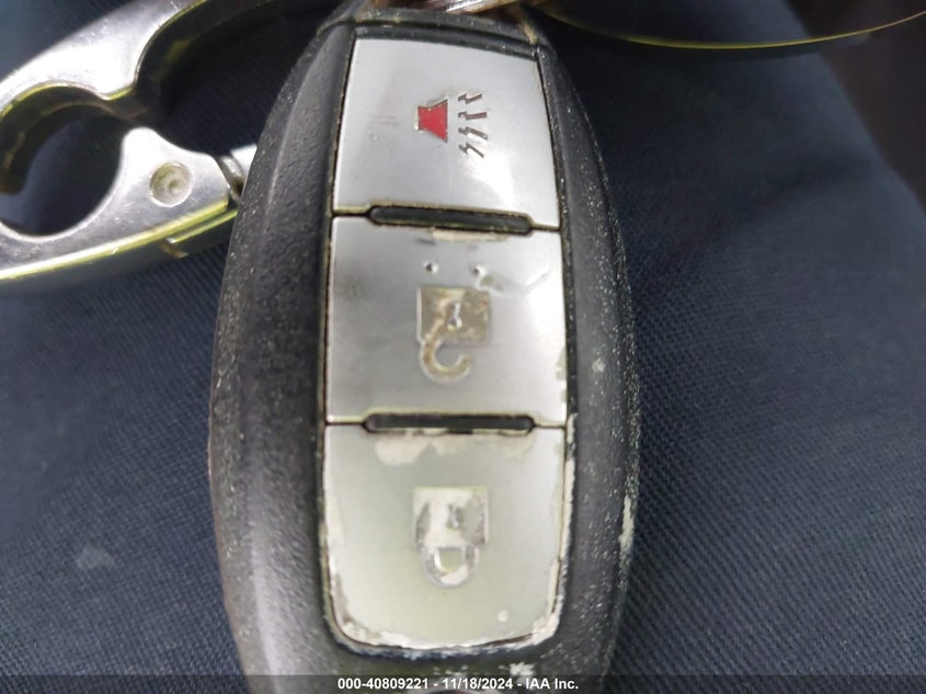 2014 NISSAN ROGUE SV - 5N1AT2MV8EC833138