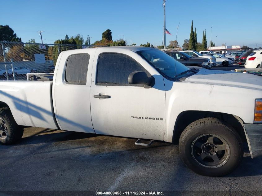 2009 Chevrolet Silverado 1500 Work Truck VIN: 1GCEC19049E135505 Lot: 40809453