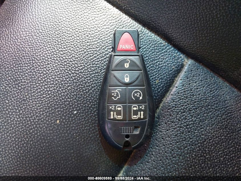 2016 Dodge Grand Caravan R/T VIN: 2C4RDGEG3GR373107 Lot: 40809513