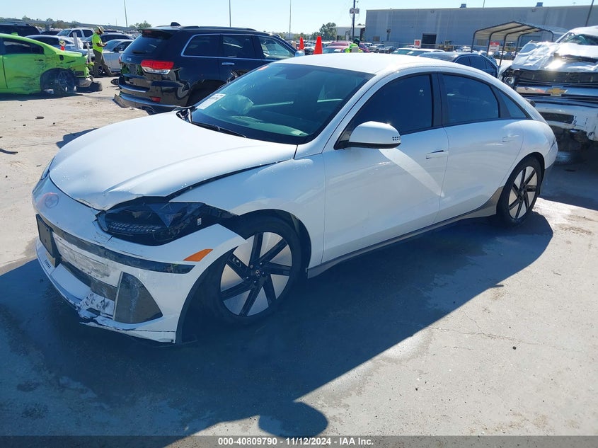 2024 HYUNDAI IONIQ 6 VIN: KMHM24AC2RA066998
