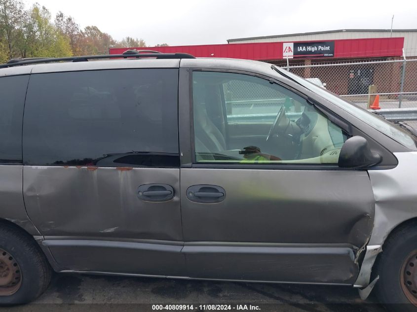 1998 Plymouth Voyager VIN: 2P4FP2536WR814152 Lot: 40809914