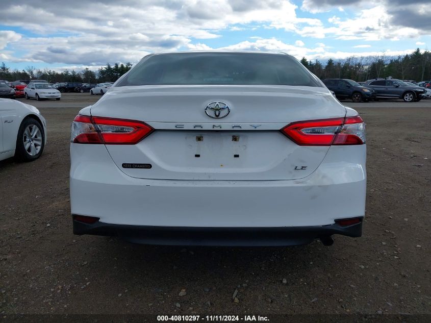 2018 Toyota Camry Le VIN: 4T1B11HK2JU113522 Lot: 40810297