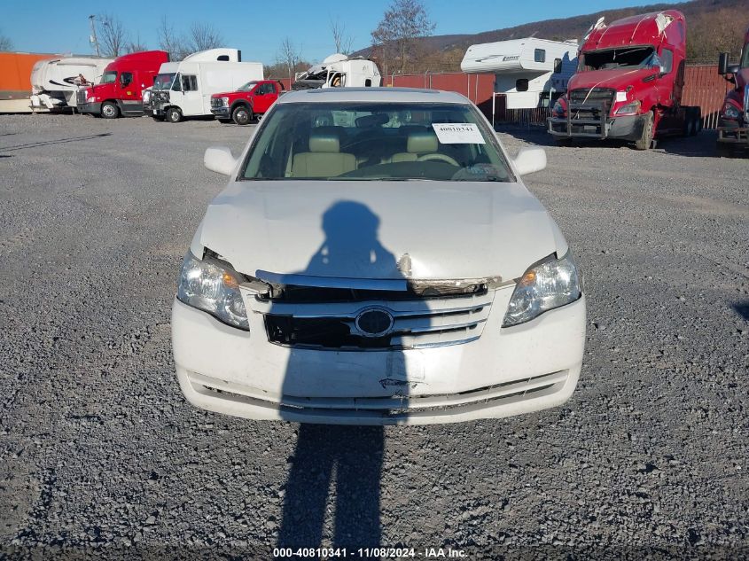 2005 Toyota Avalon Xl VIN: 4T1BK36B15U018273 Lot: 40810341