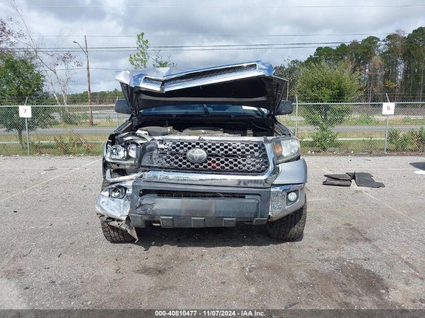 2018 Toyota Tundra Sr5 5.7L V8 VIN: 5TFDW5F10JX750942 Lot: 40810477