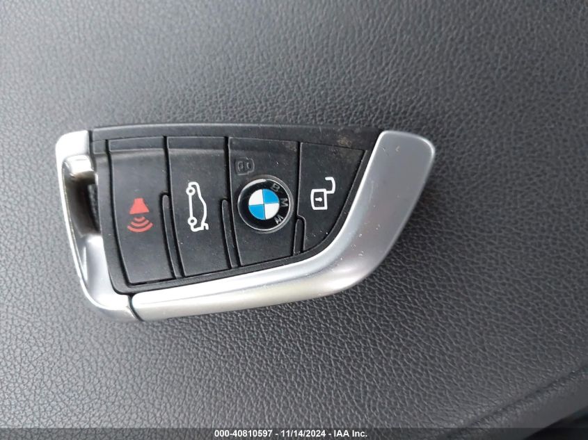 VIN WBA5R7C5XKAJ82618 2019 BMW 330I no.11