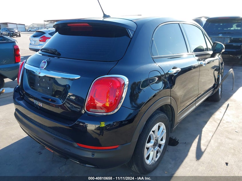 VIN ZFBCFXAH7HP580992 2017 FIAT 500X POP FWD
