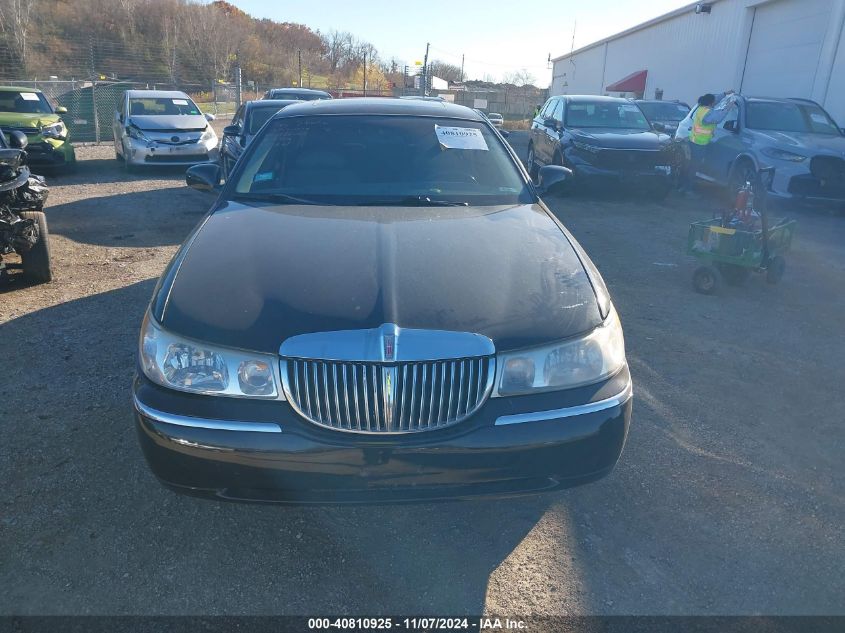 1998 Lincoln Town Car Cartier VIN: 1LNFM83W7WY695273 Lot: 40810925