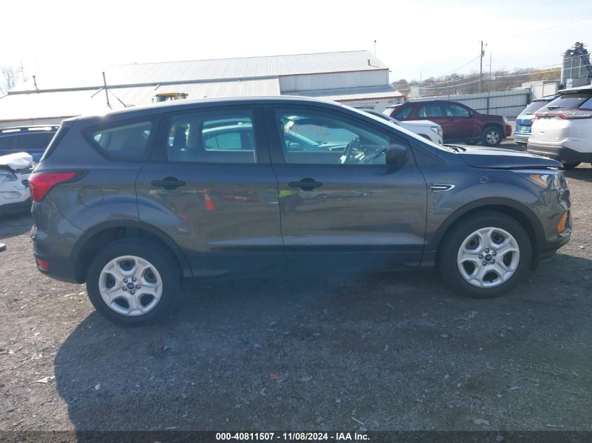 2019 Ford Escape S VIN: 1FMCU0F7XKUC26141 Lot: 40811507