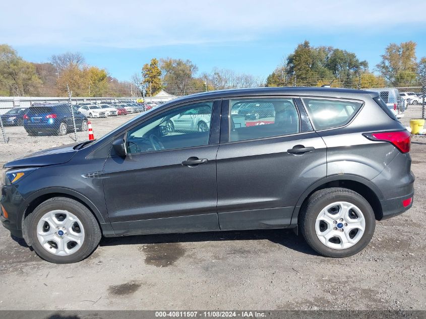 2019 Ford Escape S VIN: 1FMCU0F7XKUC26141 Lot: 40811507