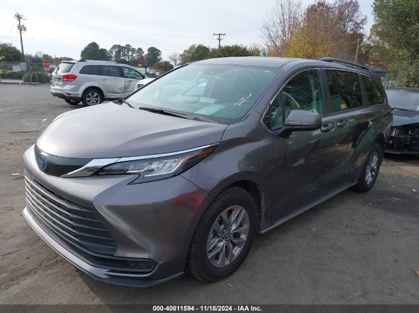 VIN 5TDKSKFC8PS077495 2023 TOYOTA SIENNA no.2