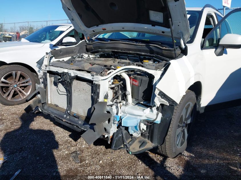 2018 Subaru Forester 2.5I Premium VIN: JF2SJAGC7JH494972 Lot: 40811840