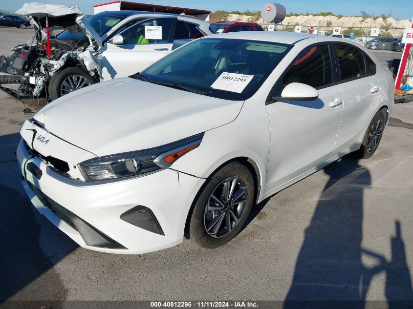 VIN 3KPF24AD3PE539081 2023 KIA FORTE no.2