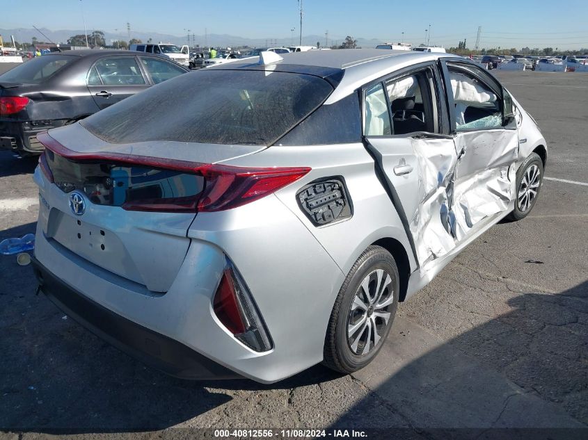 VIN JTDKAMFP7M3175450 2021 Toyota Prius, Prime LE no.4