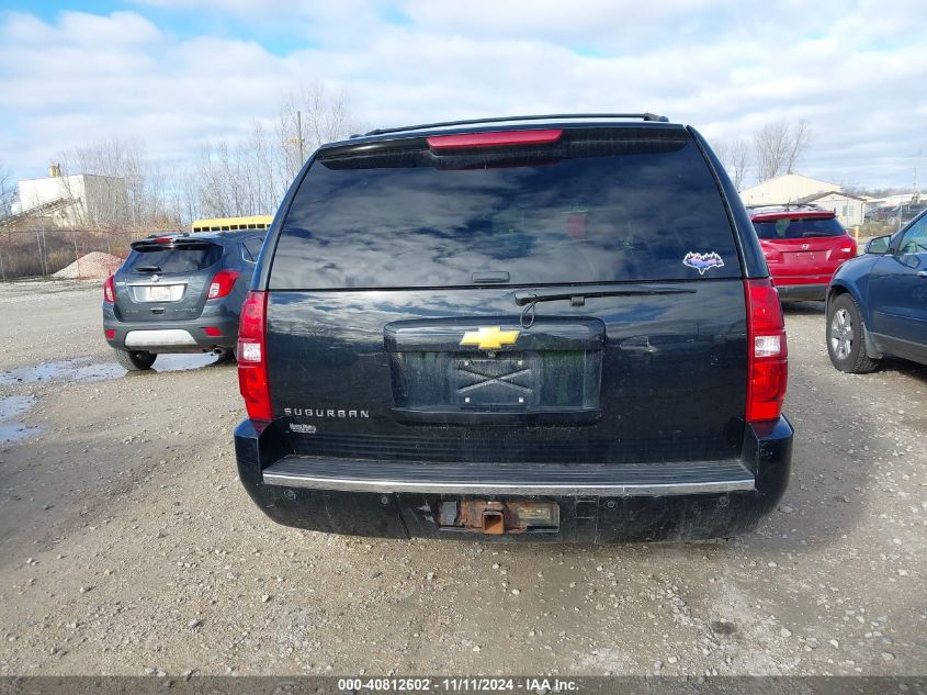 2014 Chevrolet Suburban 1500 Lt VIN: 1GNSKJE71ER232700 Lot: 40812602