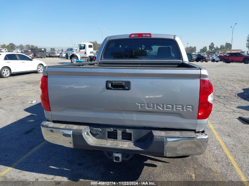 2017 Toyota Tundra Sr5 4.6L V8 VIN: 5TFEM5F13HX111961 Lot: 40812774