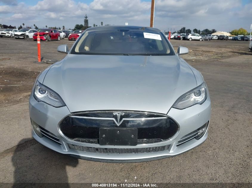 2013 Tesla Model S VIN: 5YJSA1CN9DFP28152 Lot: 40813194