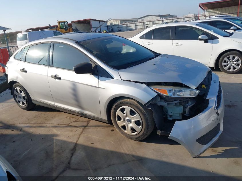 2018 Ford Focus S VIN: 1FADP3E24JL204296 Lot: 40813212