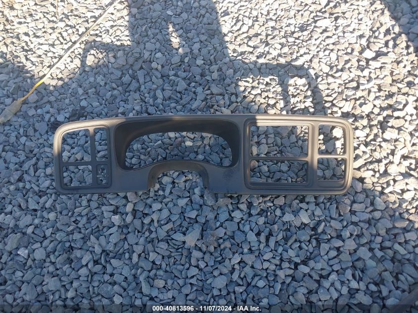 2005 Chevrolet Silverado 1500 Z71 VIN: 2GCEK19V751132978 Lot: 40813596