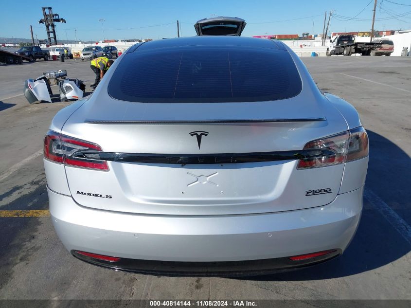 2018 Tesla Model S 100D/75D/P100D VIN: 5YJSA1E42JF275766 Lot: 40814144