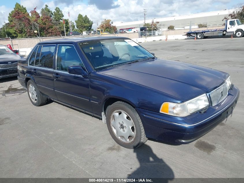 1998 Volvo S90 VIN: YV1KS9607W1128246 Lot: 40814219