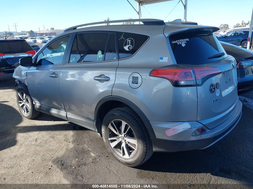2018 TOYOTA RAV4 ADVENTURE/XLE VIN: 2T3WFREV5JW481460