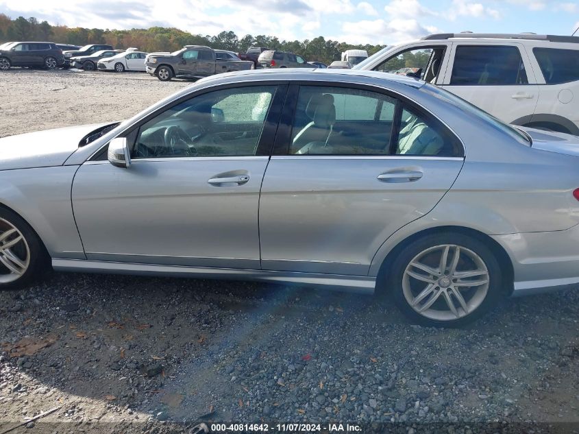 2013 Mercedes-Benz C 300 Luxury 4Matic/Sport 4Matic VIN: WDDGF8AB5DA822777 Lot: 40814642