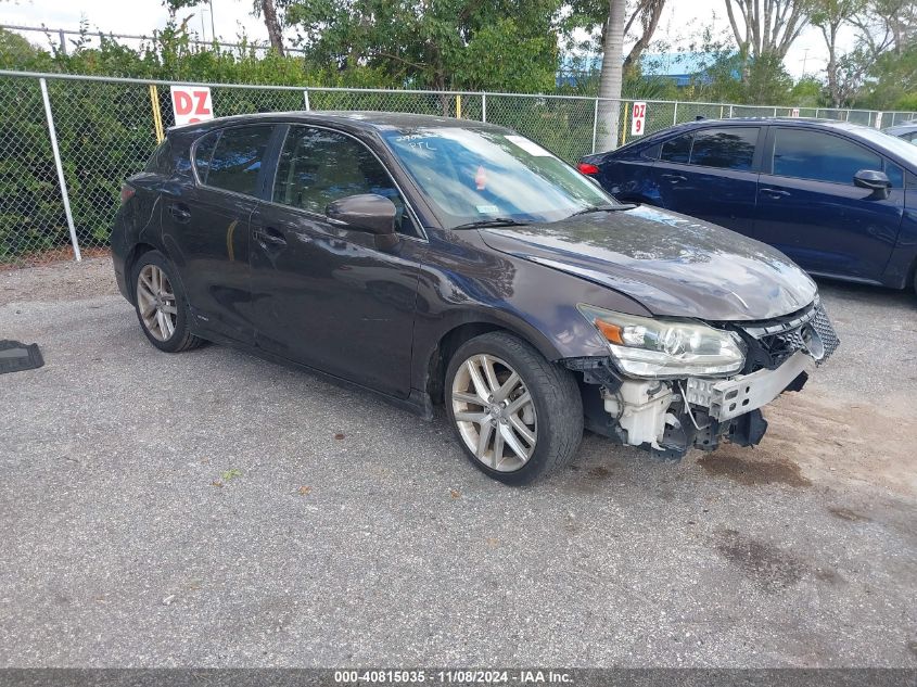 VIN JTHKD5BHXF2246076 2015 Lexus CT, 200H no.1