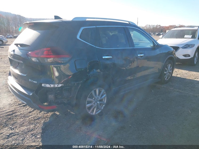 VIN KNMAT2MV6JP581641 2018 NISSAN ROGUE SV