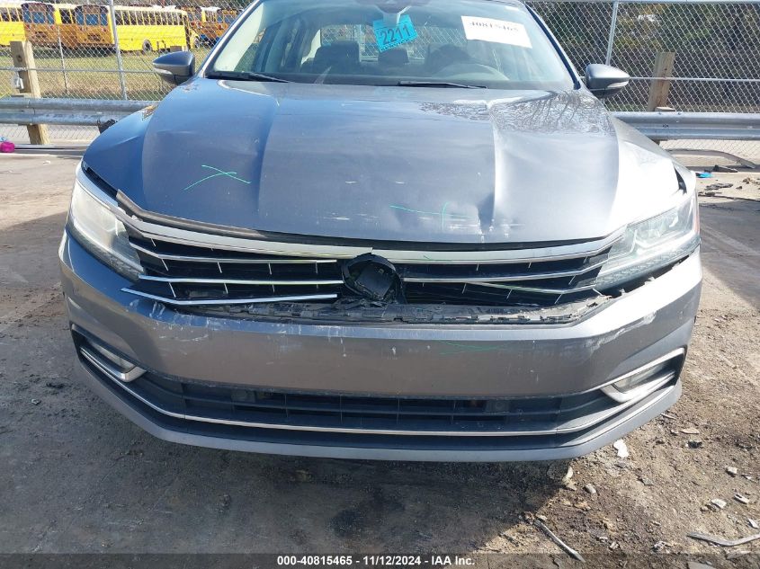 2017 Volkswagen Passat 1.8T Sel Premium VIN: 1VWCT7A39HC083084 Lot: 40815465