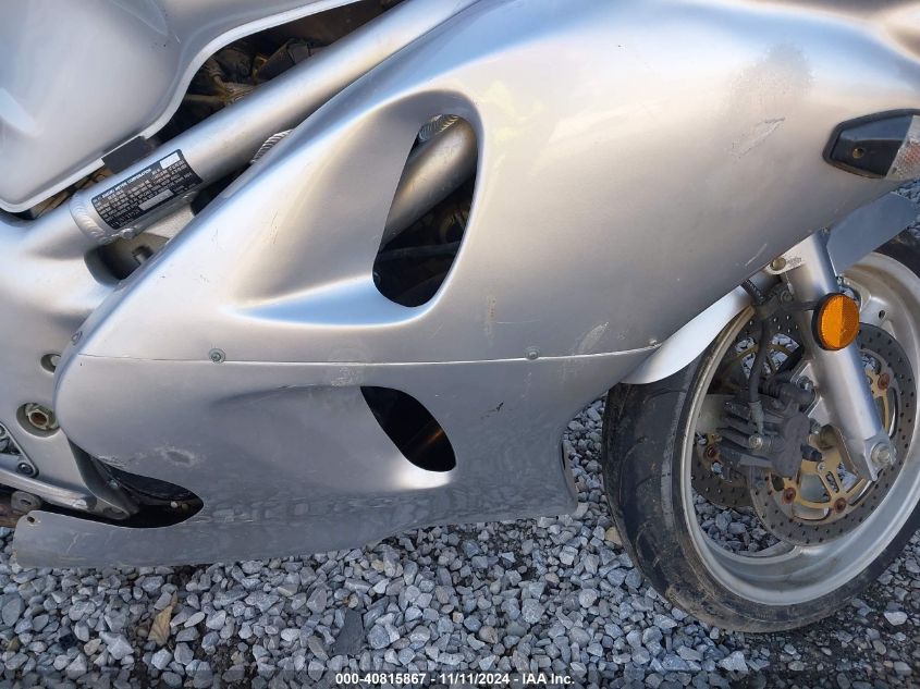 2002 SUZUKI SV650 S - JS1VP52A322106478