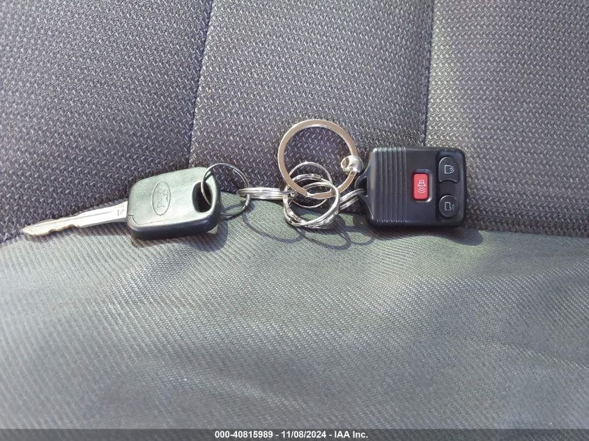 2002 Ford Escape Xlt VIN: 1FMYU04122XC27395 Lot: 40815989