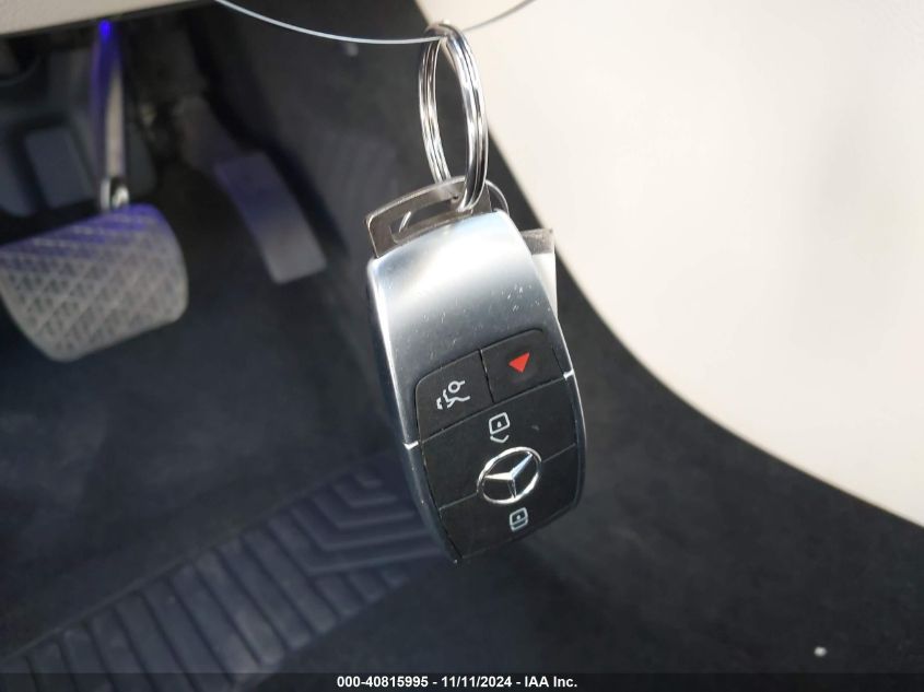 2020 MERCEDES-BENZ GLB 250 - W1N4M4GB0LW025916