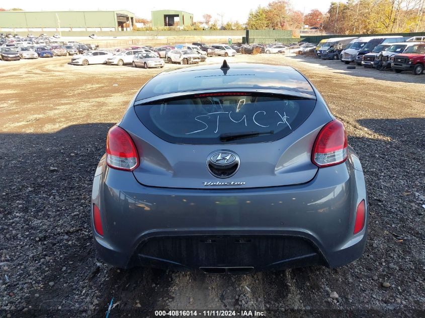 VIN KMHTC6AD3GU267155 2016 Hyundai Veloster no.17