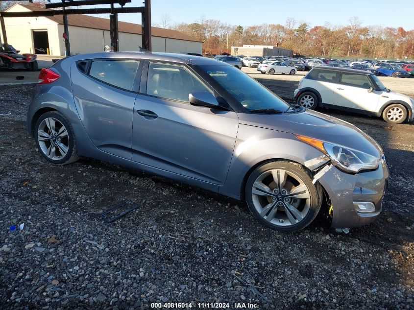 VIN KMHTC6AD3GU267155 2016 Hyundai Veloster no.1