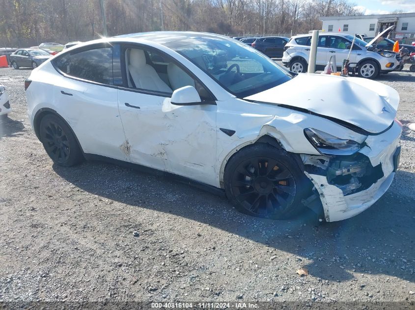 2022 TESLA MODEL Y LONG RANGE DUAL MOTOR ALL-WHEEL DRIVE - 7SAYGAEE1NF322604