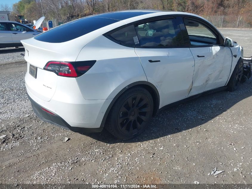 2022 TESLA MODEL Y LONG RANGE DUAL MOTOR ALL-WHEEL DRIVE - 7SAYGAEE1NF322604