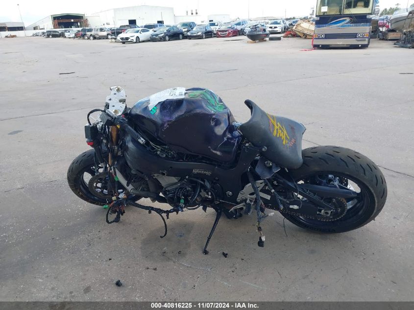 2015 SUZUKI GSX1300 RA JS1GX72B5F2100023