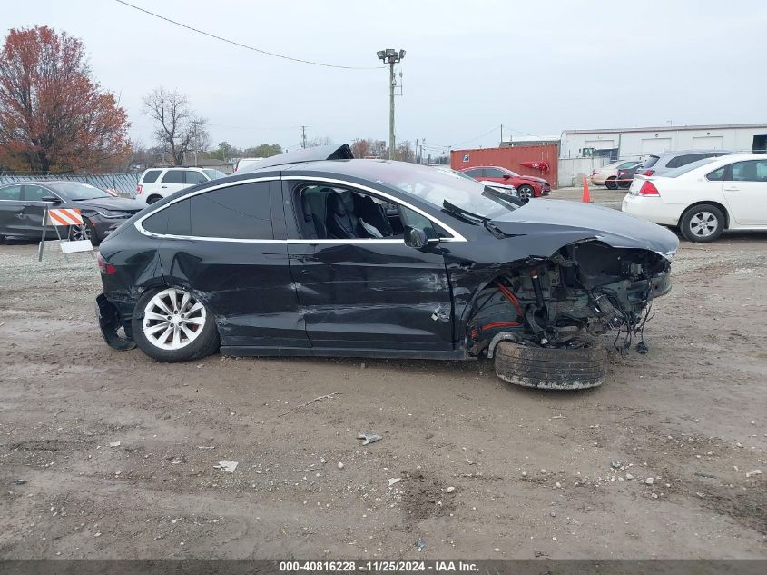 2017 Tesla Model X 100D/75D/90D VIN: 5YJXCBE26HF044710 Lot: 40816228