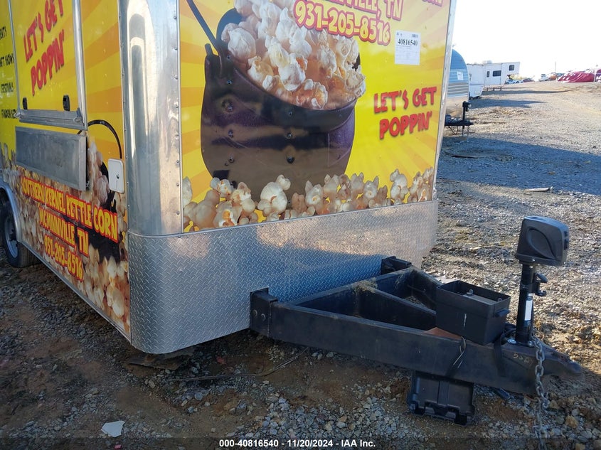 2014 COMMERCIAL BODY SALES BOX TRAILER