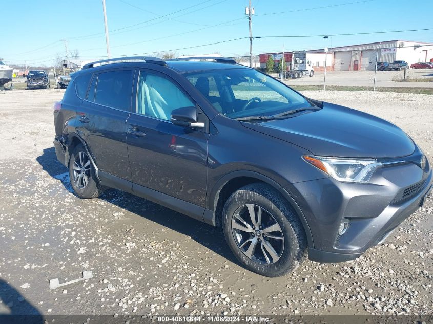 VIN 2T3RFREV9HW664044 2017 Toyota RAV4, Xle no.1