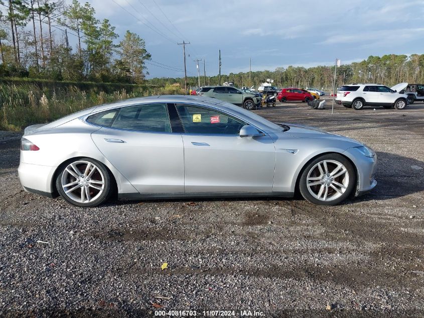 2013 Tesla Model S VIN: 5YJSA1DN0DFP05471 Lot: 40816703