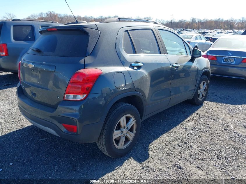 VIN KL7CJPSB5JB714307 2018 Chevrolet Trax, LT no.4