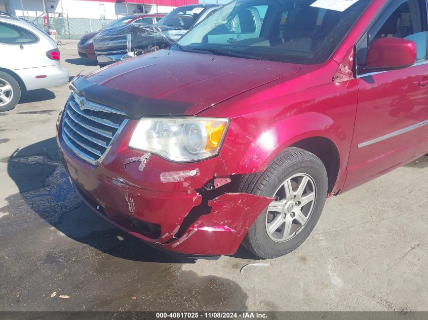 2010 Chrysler Town & Country Touring Plus VIN: 2A4RR8D18AR320392 Lot: 40817025