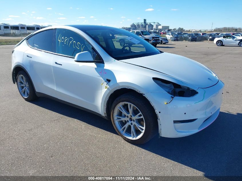 2022 TESLA MODEL Y LONG RANGE DUAL MOTOR ALL-WHEEL DRIVE - 7SAYGDEE1NF393223