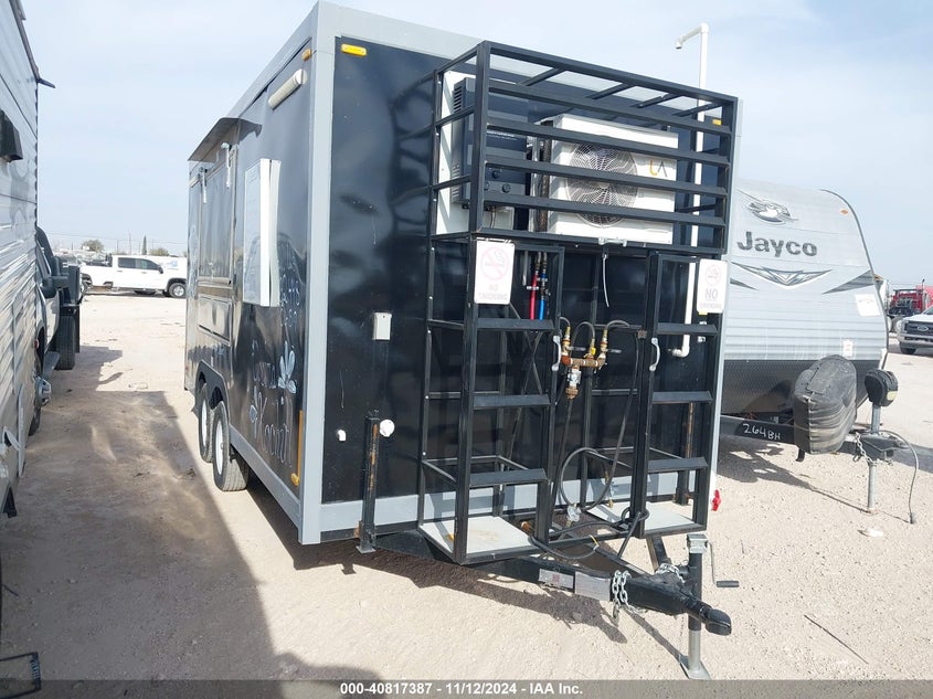 2023 FUD TRAILERS FOOD CONCESSION TRAILER (VIN: 3F9F1AA2XPM066420)